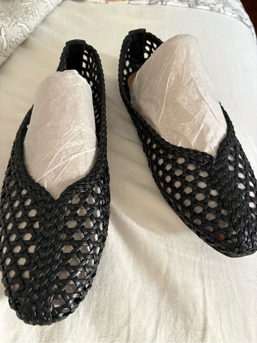 Universal Threads Woven Black Slip-On Flats